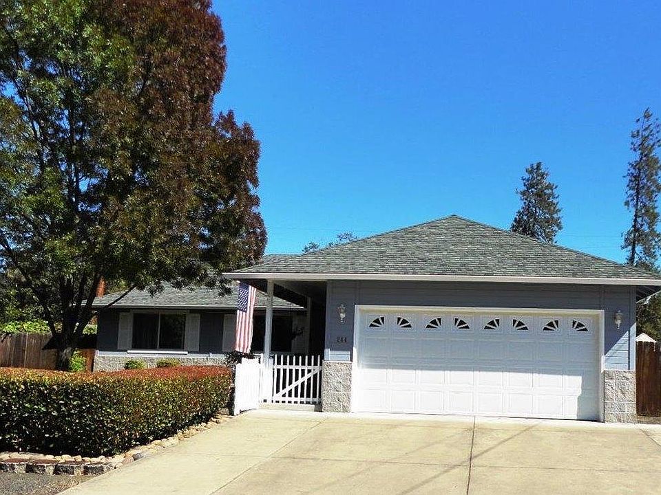 1st image of 244 Yew Wood Dr