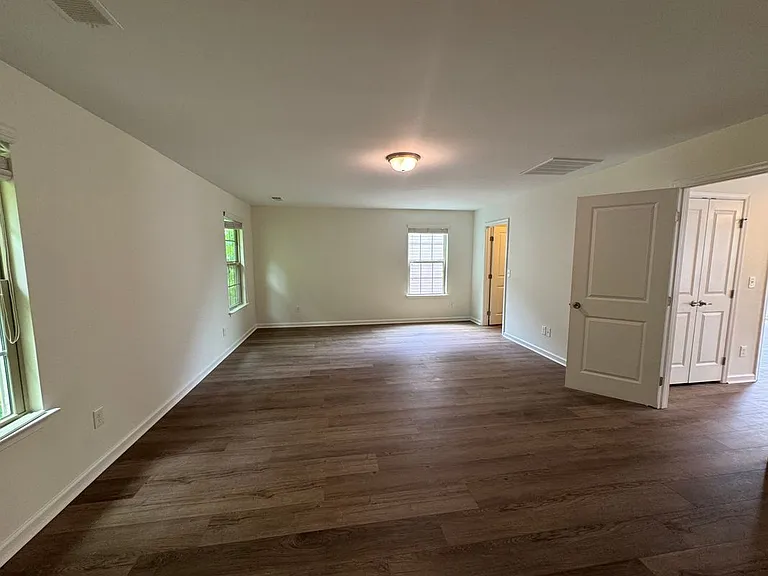 219 Luna Trl — Photo 25