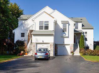 196 Tennis Ct, Wall Township, NJ 07719