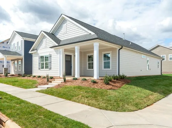 1418 Prospect Hill St, Kernersville, NC 27284