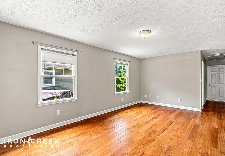 16 Spinet St — Photo 3
