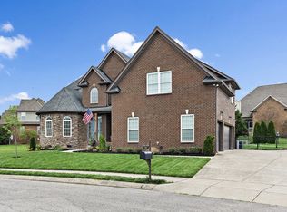 8061 Fenwick Ln, Spring Hill, TN 37174