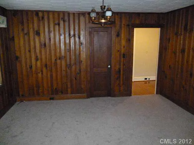 2 bed, 1106 sqft, $1,300 — Photo 4