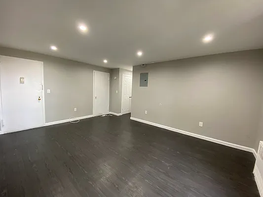 Rented by Bruma Realty LLC | media 6