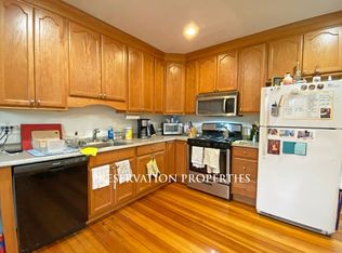 12 Grove St FLOOR 1, Auburndale, MA 02466
