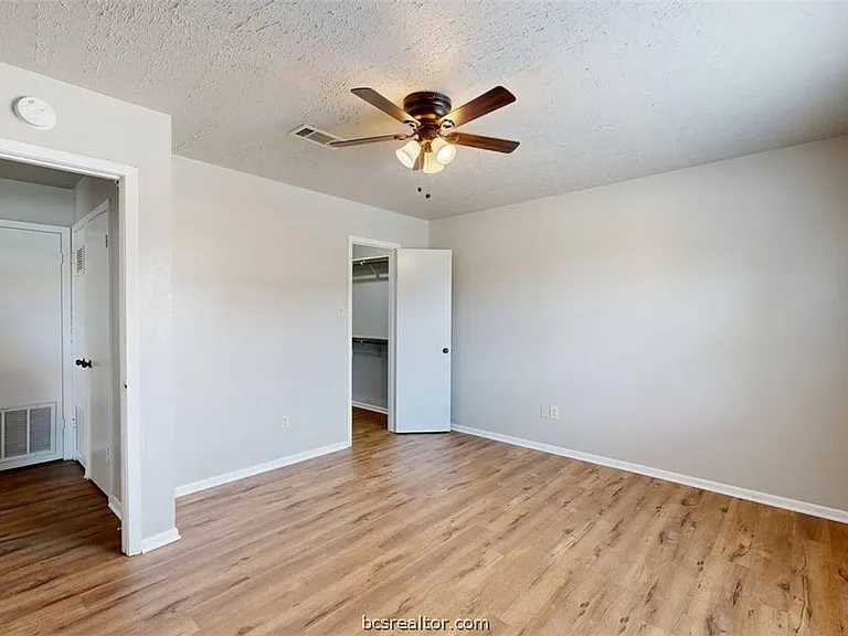 1327 Airline Dr — Photo 13