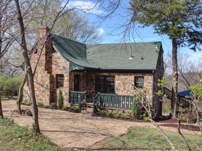 100 N Skyline Dr, Fayetteville, AR, 72701
