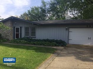 309 E Willow St, Elburn, IL 60119
