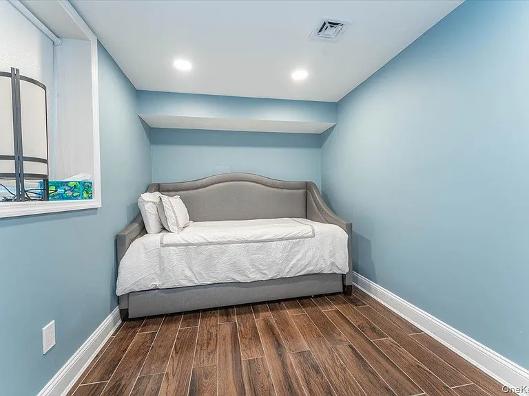 266 Rockaway Tpke — Photo 27