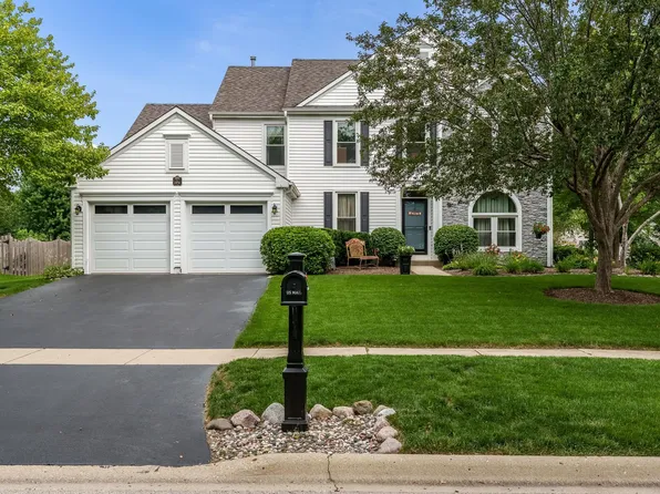 1456 Blue Heron Dr, Crystal Lake, IL 60014