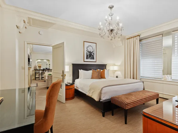 781 5th Avenue image 3 of 7