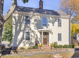 56 Commercial St, Marblehead, MA 01945