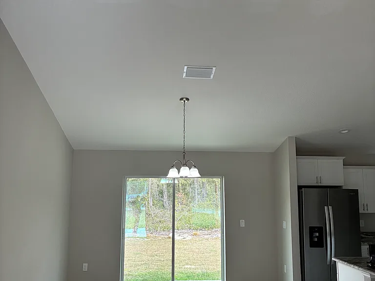 1631 W Hill Ln — Photo 14