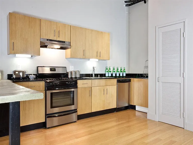 The Mercantile Lofts — Photo 34
