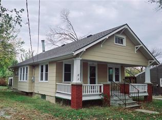 271 West St, Napoleon, MO 64074