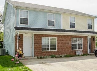100 Maple Leaf Ln, Nicholasville, KY 40356