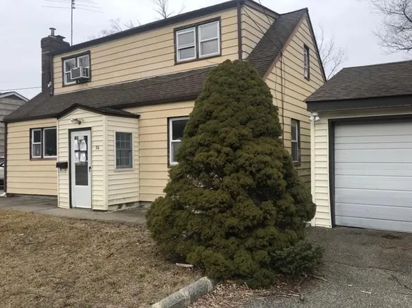 26 Skyline Lakes Dr, Ringwood, NJ 07456