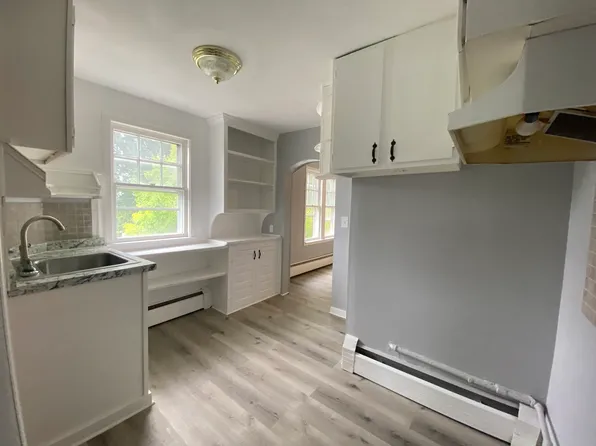 925 Milton Ave #3, Syracuse, NY 13204
