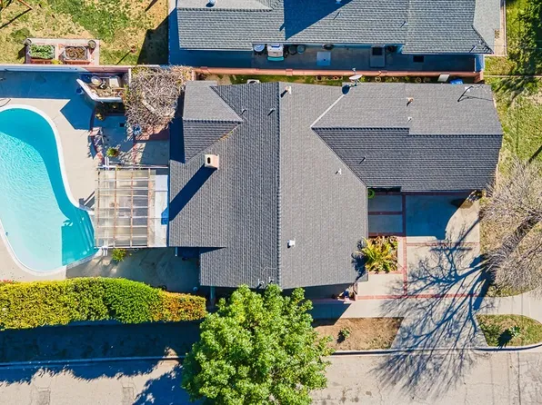 7058 McLennan Ave, Van Nuys, CA 91406