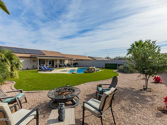 2nd image of 10423 E Crescent Avenue