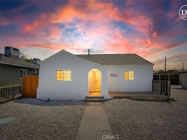 7221 Garden Dr — Photo 2