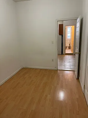 Rented by K & O Realty Associates Inc. | media 27