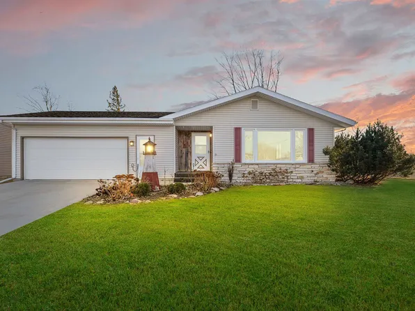 225 Center St, Fond Du Lac, WI 54937