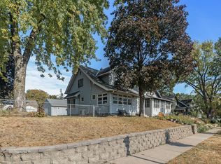 859 Ivy Ave E, Saint Paul, MN 55106