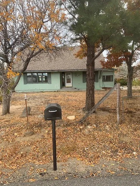 3 bed, 1760 sqft, $2,450 — Photo 1