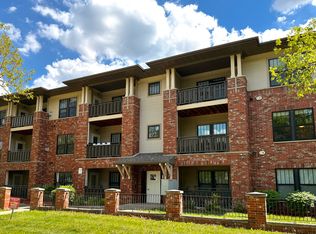 821 E Jefferson St UNIT 9, Iowa City, IA 52245