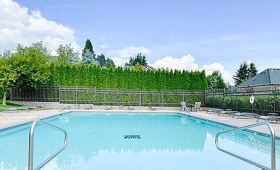 2nd image of 2709 Ridge Ln