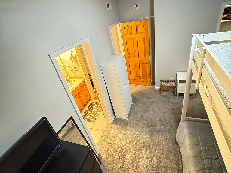 1600 Pinebrook Blvd #H1 — Photo 19