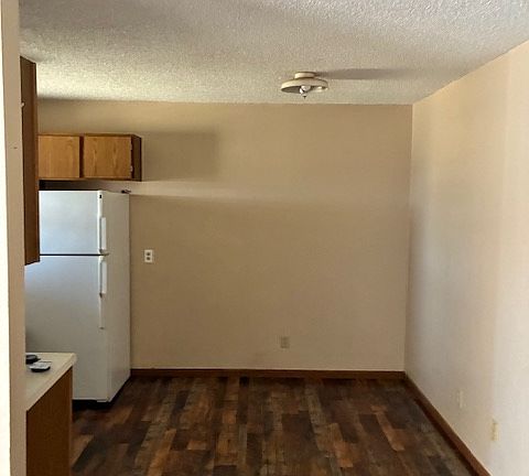 4th image of 600 E Curry Ln #6