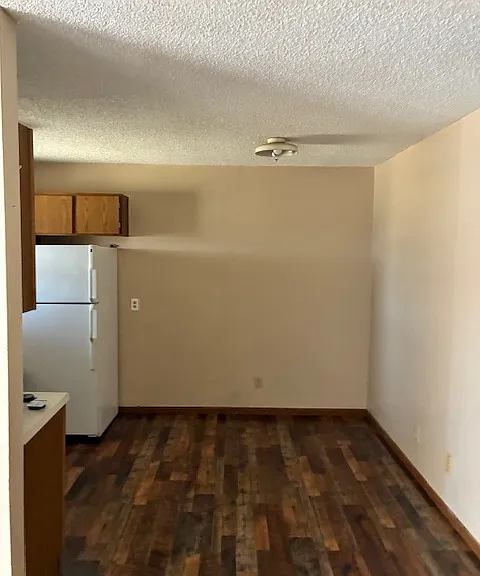 600 E Curry Ln #6 — Photo 4