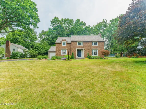 2305 Central Parkway, Schenectady, NY 12309