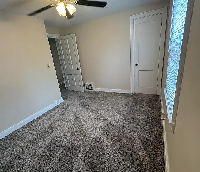 332 College Ave — Photo 9