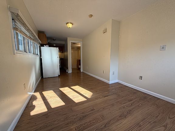 Living Room (wide)