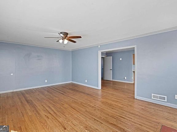 5th image of 280 Holly Rd NW