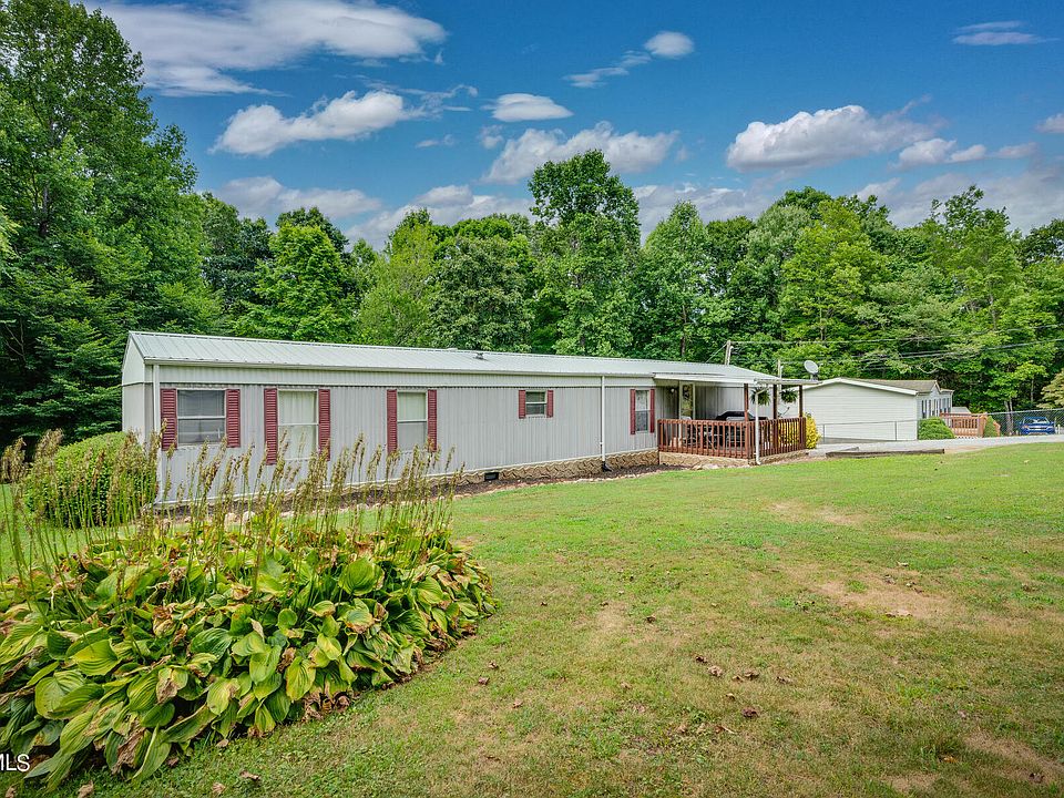 1st image of 137 Five Oaks Dr