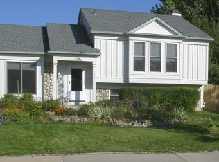 190 S Washington Ave, Louisville, CO 80027
