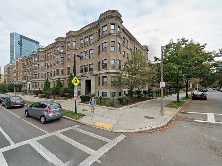 223 Park Dr #35 — Photo 16