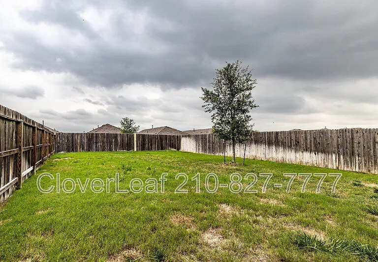 4242 Busbee Flds — Photo 39