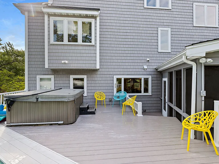 18 Hatherly Rd #1 — Photo 19