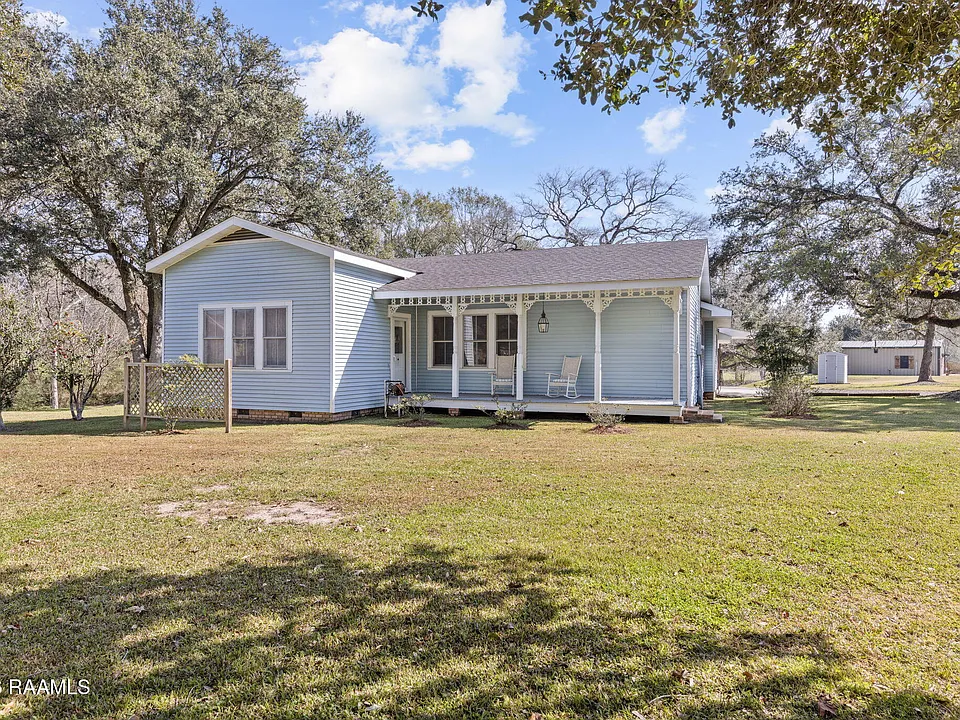 411 Wiggins Rd