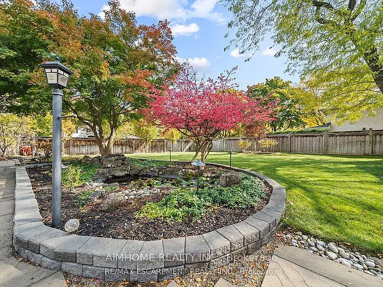 1300 Braeside Dr — Photo 25