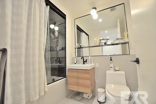 Rented by EXR | media 19