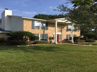 912 Warren St, Pascagoula, MS 39567