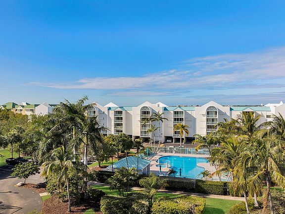 3rd image of 3635 Seaside Dr APT 213