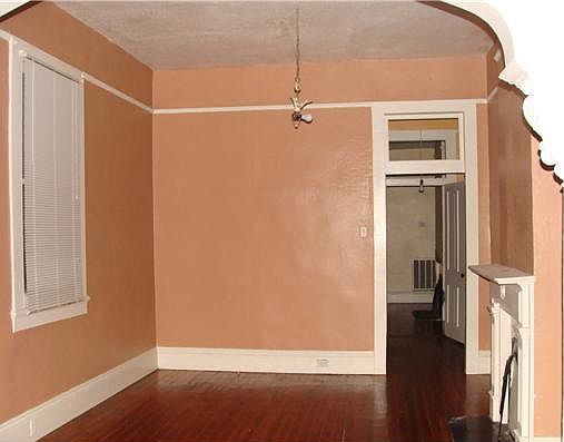 5th image of 526-28 Elmira Ave
