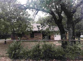 909 Live Oak St, Bridgeport, TX 76426